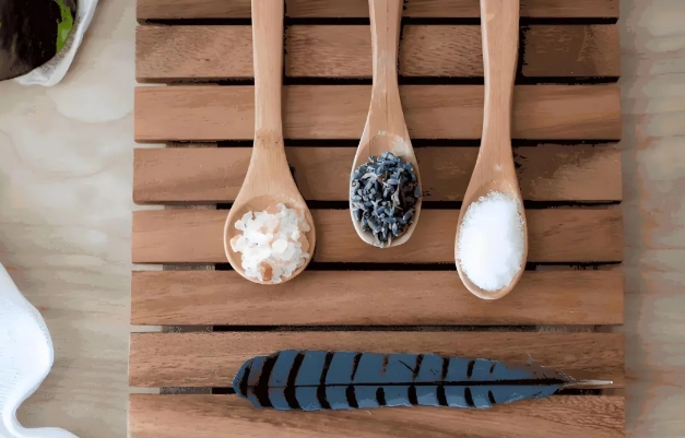 粒度对粉体空隙率的影响